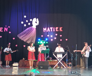 Deň matiek