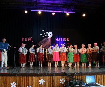 FS Hruštín