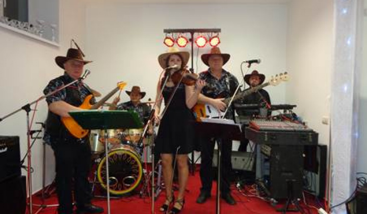 1. fotografia fotogalérie Folklórne a hudobné skupiny / SONDA - foto