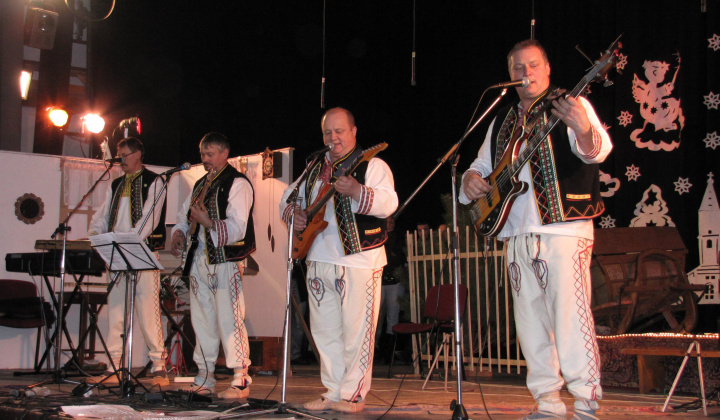 3. fotografia fotogalérie Folklórne a hudobné skupiny / SONDA - foto