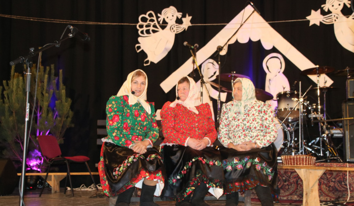 2. fotografia fotogalérie Folklórne a hudobné skupiny / Folklórny súbor Hruštín - foto