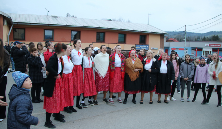 5. fotografia fotogalérie Folklórne a hudobné skupiny / Folklórny súbor Hruštín - foto