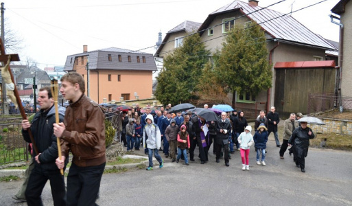 Krížová cesta - Veľký piatok 2012 