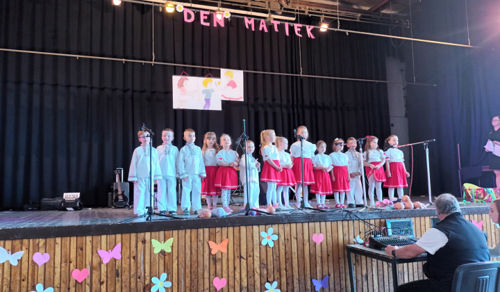 11. fotografia fotogalérie Deň matiek