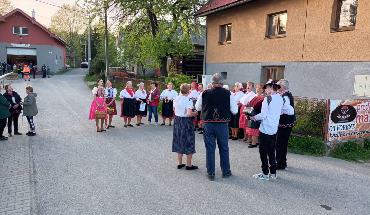 4. fotografia fotogalérie Stavanie mája