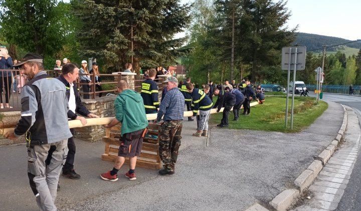 7. fotografia fotogalérie Stavanie mája