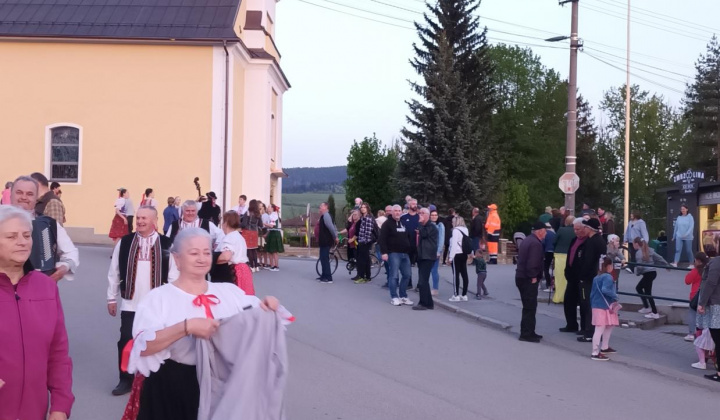 13. fotografia fotogalérie Stavanie mája