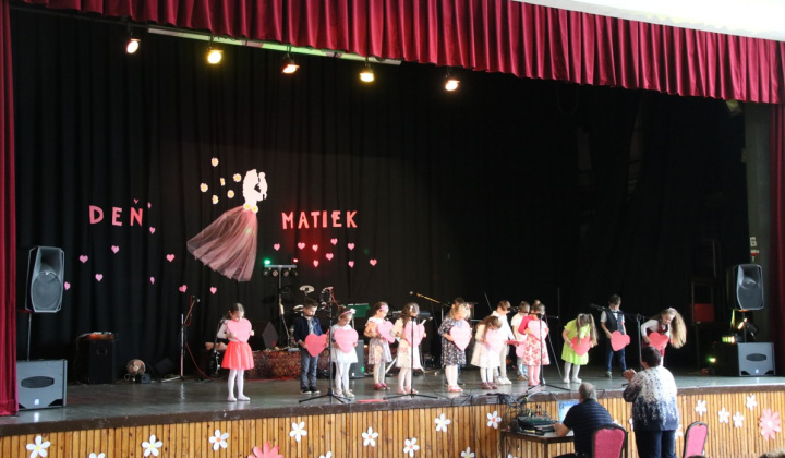 4. fotografia fotogalérie Deň matiek