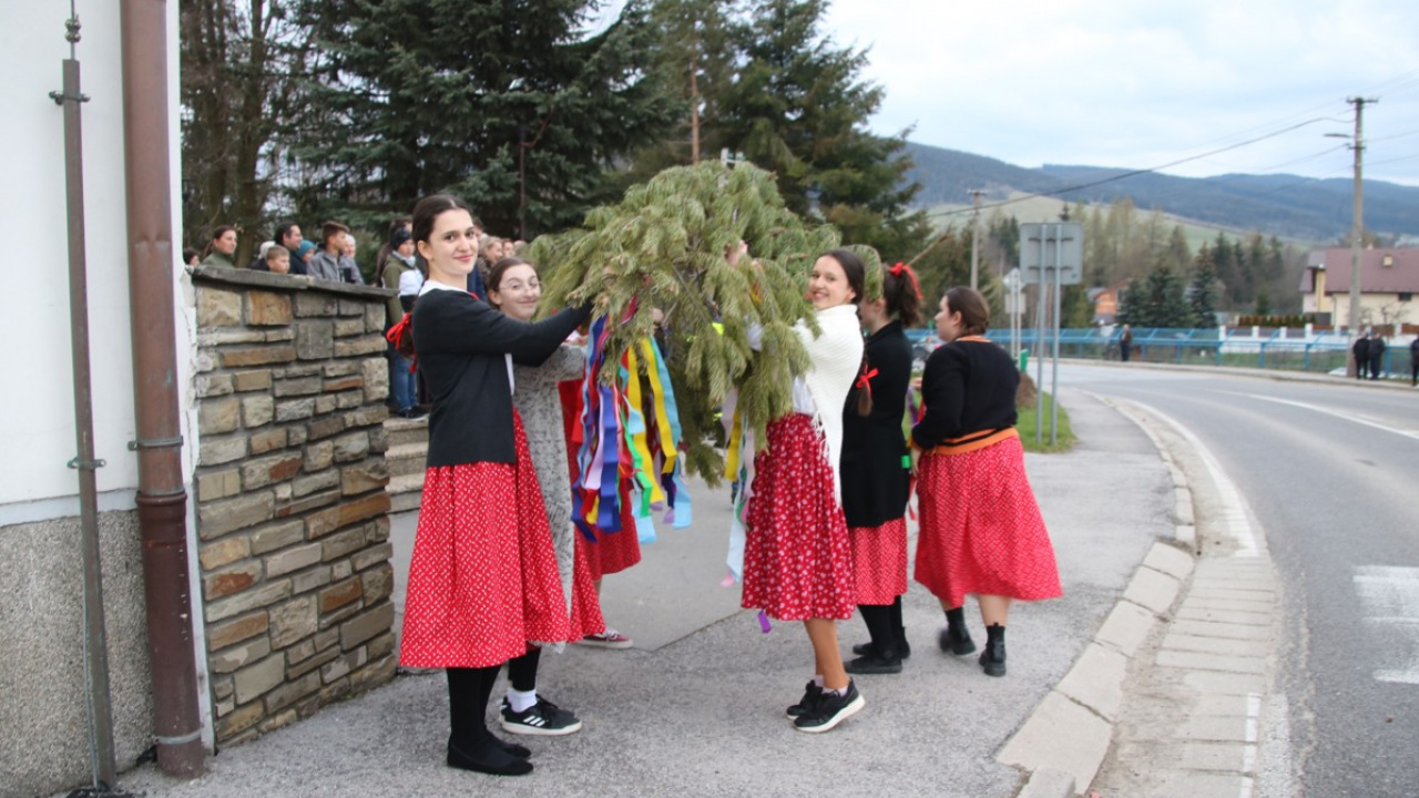 Fotografia fotogalérie Stavanie mája