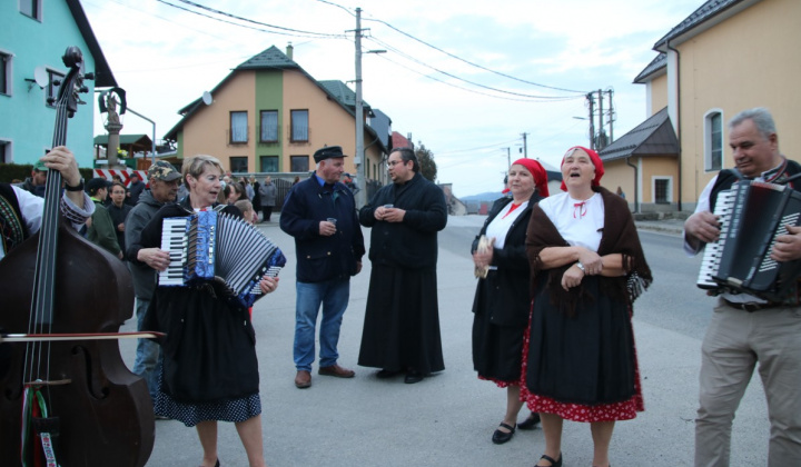 18. fotografia fotogalérie Stavanie mája