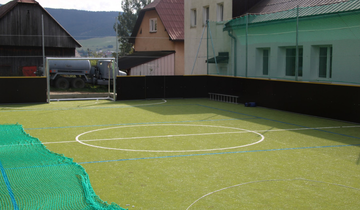 4. fotografia fotogalérie Multifunkčné ihrisko vo Vaňovke