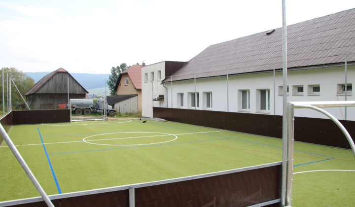20. fotografia fotogalérie Multifunkčné ihrisko vo Vaňovke
