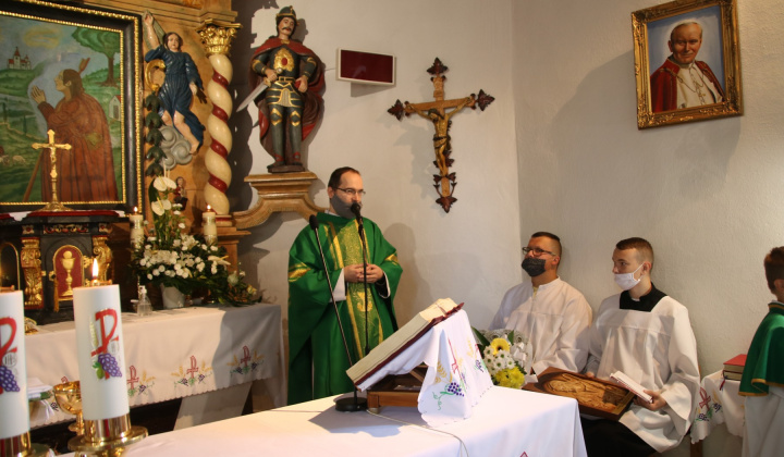 4. fotografia fotogalérie Rozlúčka s pánom kaplánom a privítanie nového pána kaplána