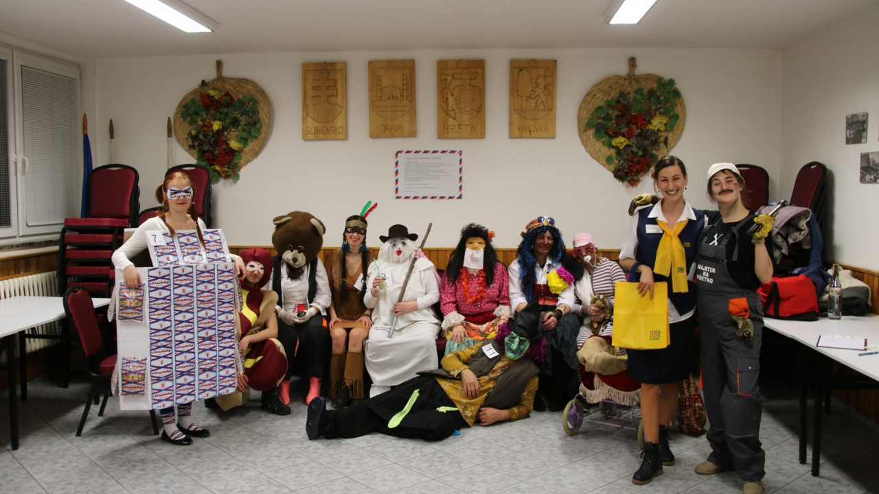 Fotografia fotogalérie Maškarný ples