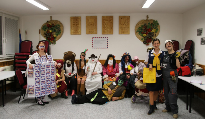 1. fotografia fotogalérie Maškarný ples