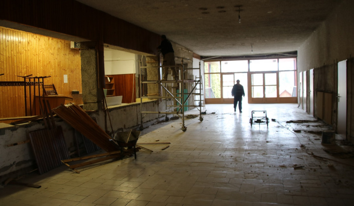 11. fotografia fotogalérie Rekonštrukcia chodby MKS