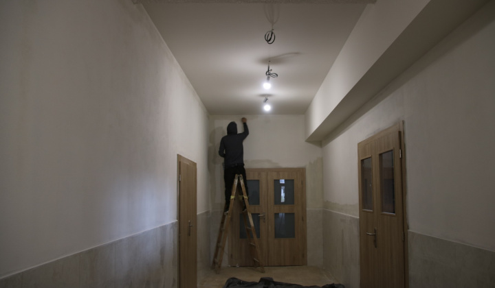 24. fotografia fotogalérie Rekonštrukcia chodby MKS