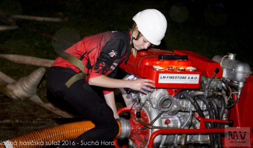 Nočná hasičská súťaž Suchá hora  Fotograf: Filip Kubica